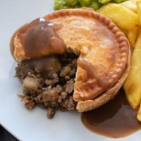 Jumbo Meat and Potato Pie 300g